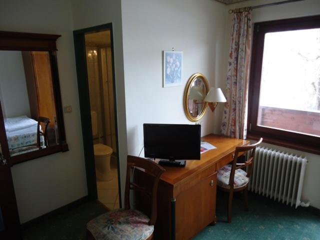 Hotel Post Laaben エクステリア 写真